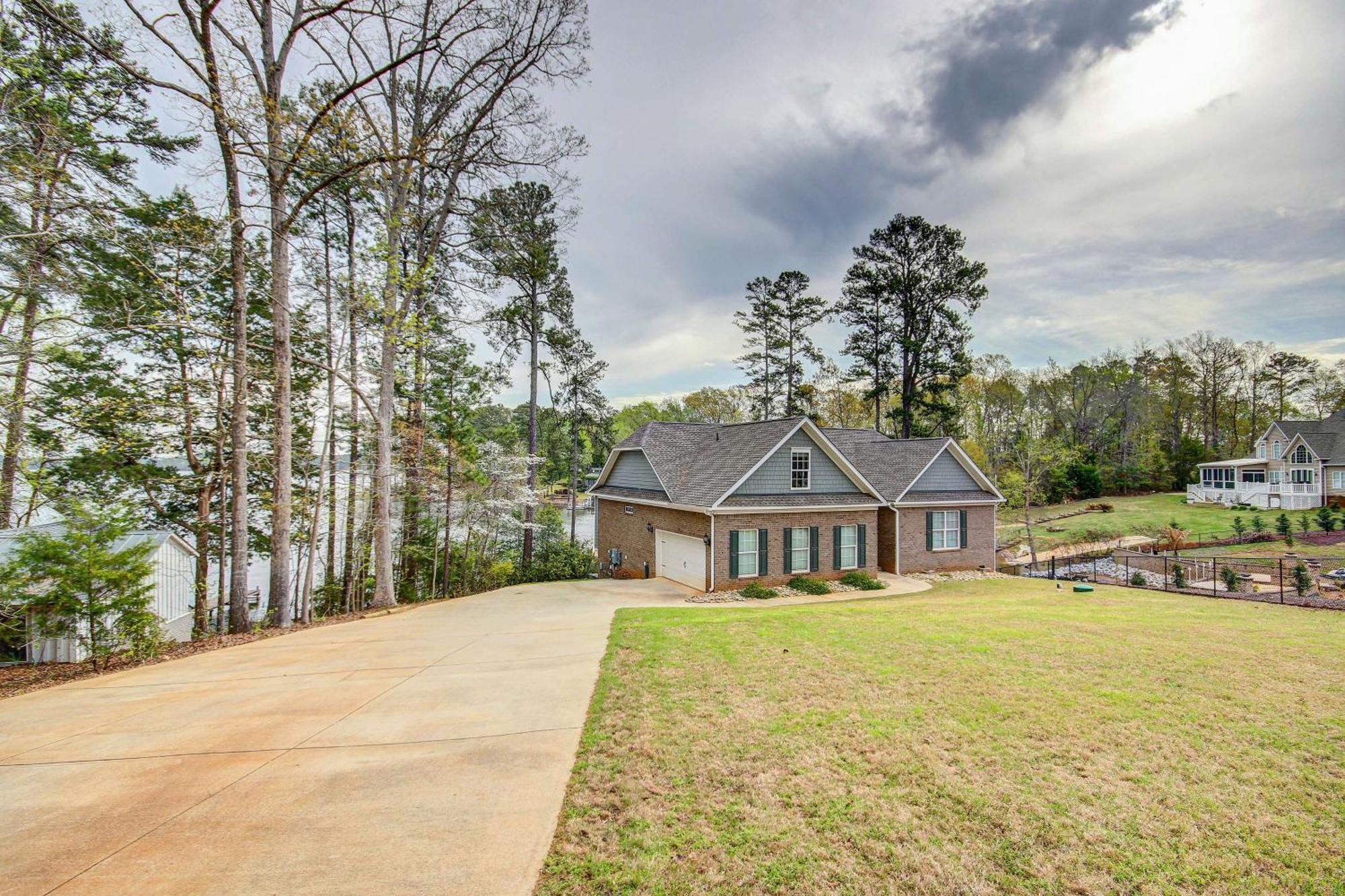 Lakefront Leesville Retreat With Private Dock! Lake Murray Shores Exterior photo